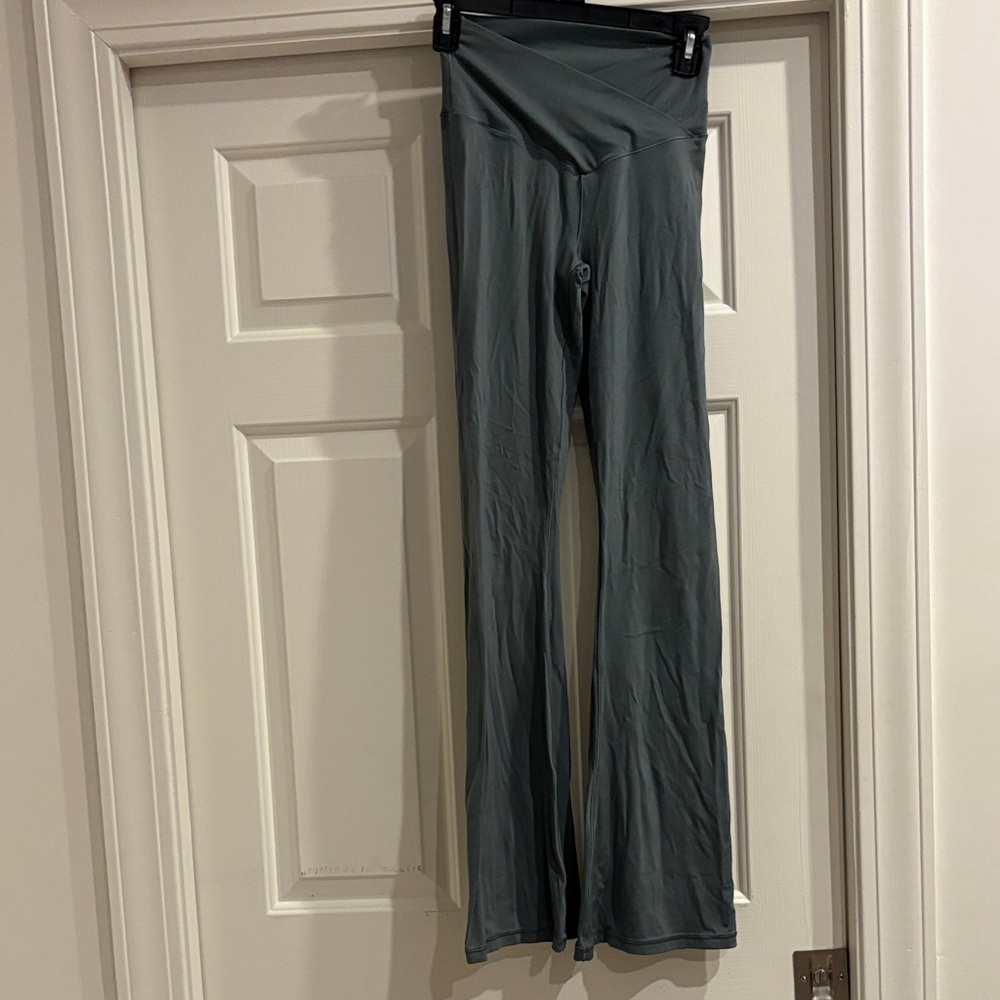 Offline by Aerie Gray Leggings